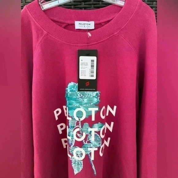 Peloton NWT Women’s Everyday Oversized‎ Crewneck Sweatshirt Size Small - Picture 4 of 6